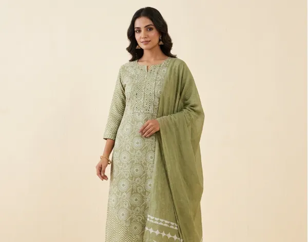 Fresh_Green_Pure_Cotton_&_Mulmul_Dupatta_Suit_Dress_Material_For_Women
