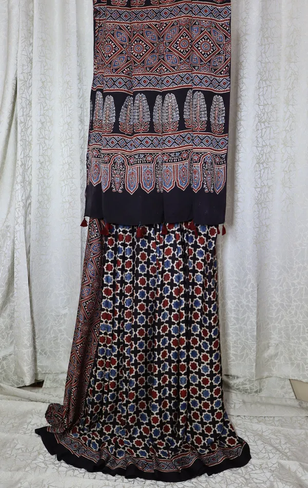 Ajrak_Modal_Silk_Saree_in_Dessert_Indigo_color_