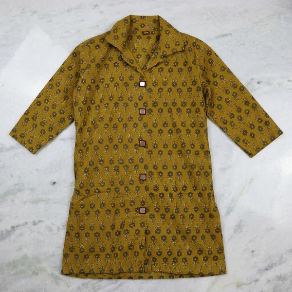 Cotton_Kurti_-_elegant_look_when_combined_with_jeans_,_pants,_leggings