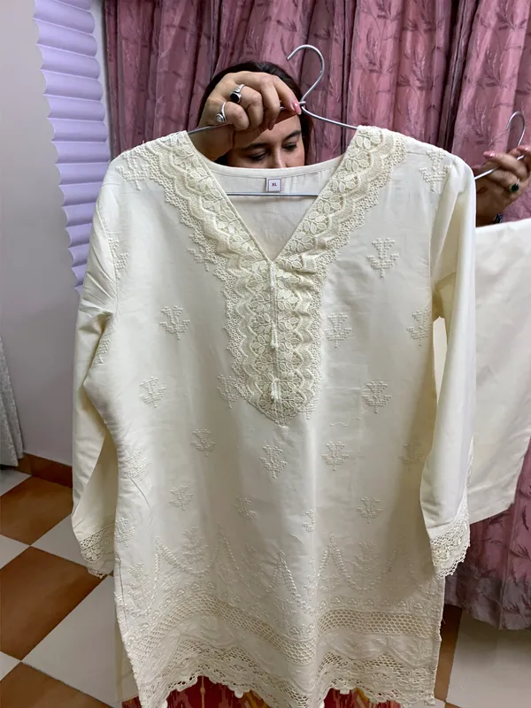 Cotton_embroidery_lace_work,_Paul_work_co-ord_set_with_lace_work_on_bottom_