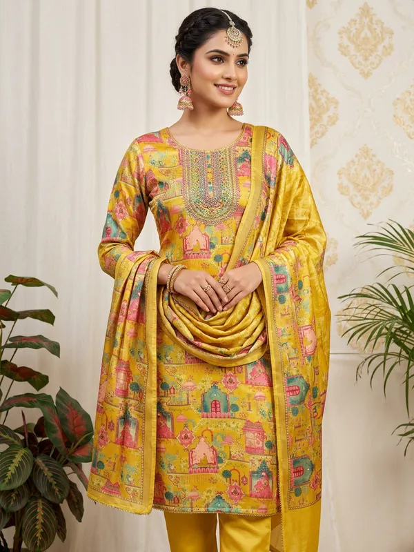Premium_Gajji_Silk_suit_-_mirror_work_on_neck_and_heavy_zari_