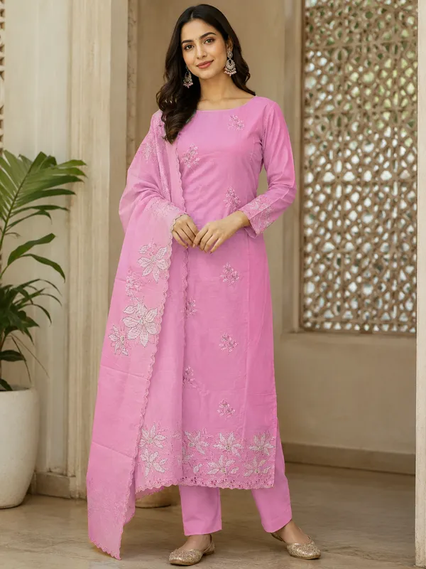 Premium_Cotton_with_applique_work_&_Chickankari_embroidery_with_embroidered_dupatta