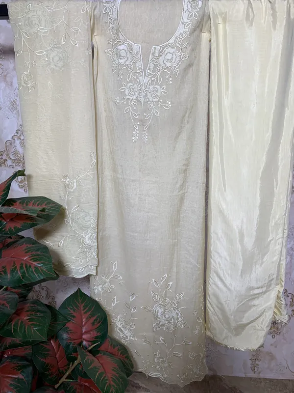 Lemon_Mal_Chanderi_Crush_Suit_Dress_Material_For_Women