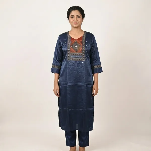 Mashroo_Silk_kurti_with_elegant_&_charming_work_done_on_neck_&_sleeves