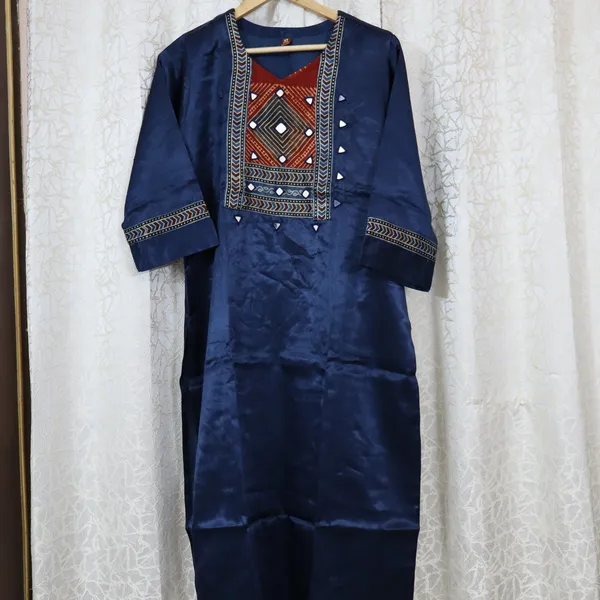 Mashroo_Silk_kurti_with_elegant_&_charming_work_done_on_neck_&_sleeves