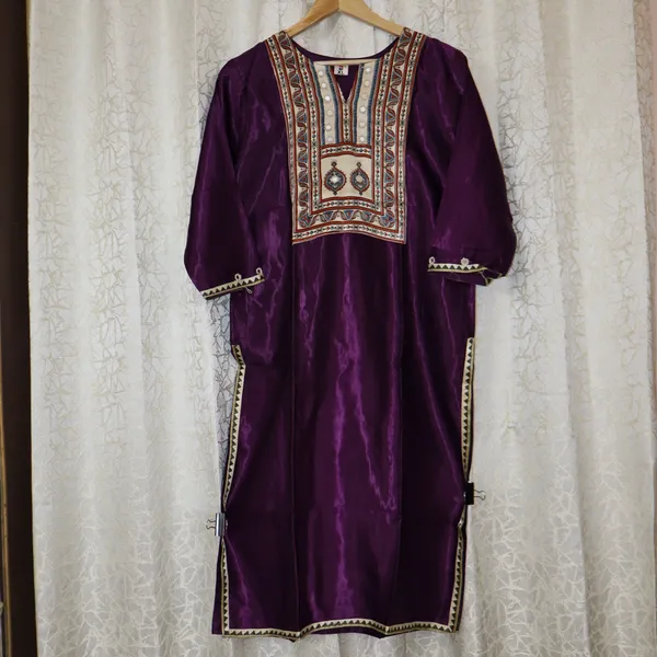 Mashroo_Silk_kurti_with_elegant_&_charming_work_done_on_neck_&_sleeves_&_bottom