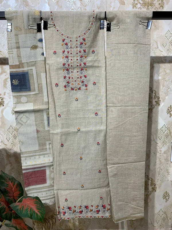 Munga_jamdani_knot_work_with_jamdani_dupatta,_Premium_Cotton_Bottom_