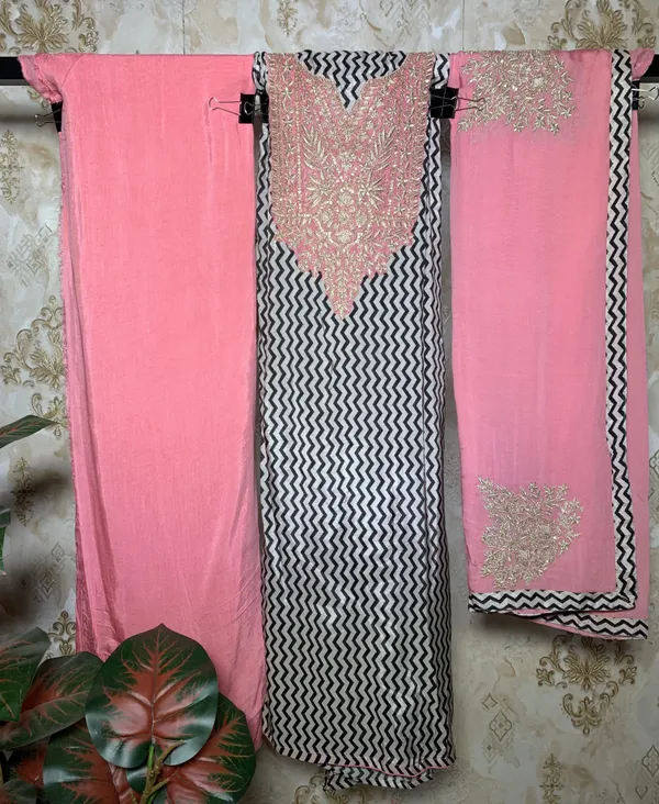 Baby_Pink_Muslin_Crepe_&_Chiffon_Dupatta_Suit_Dress_Material_For_Women