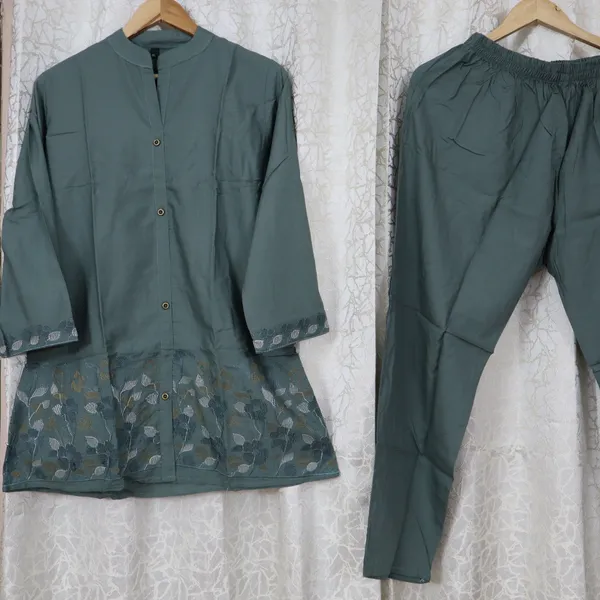 Premium_Cotton_2_piece_set_with_elegant_embroidery_on_neck_&_sleeves