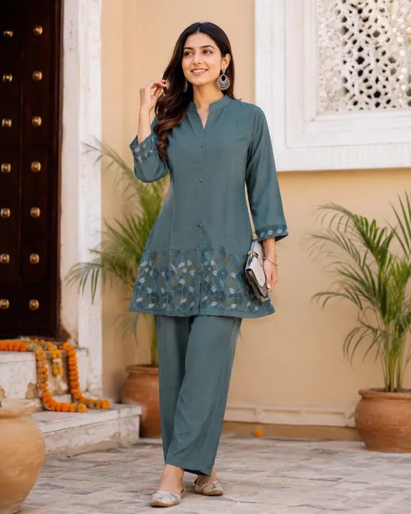 Premium_Cotton_2_piece_set_with_elegant_embroidery_on_neck_&_sleeves