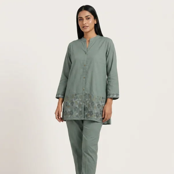 Premium_Cotton_2_piece_set_with_elegant_embroidery_on_neck_&_sleeves