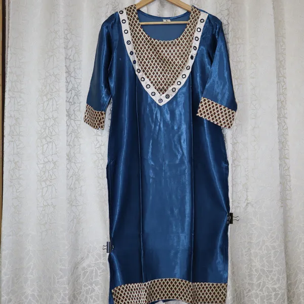 Premium_Gajji_Silk_kurti