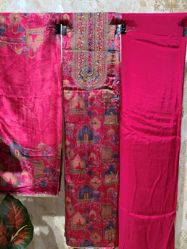 Premium_Gajji_Silk_suit_-_mirror_work_on_neck_and_heavy_zari