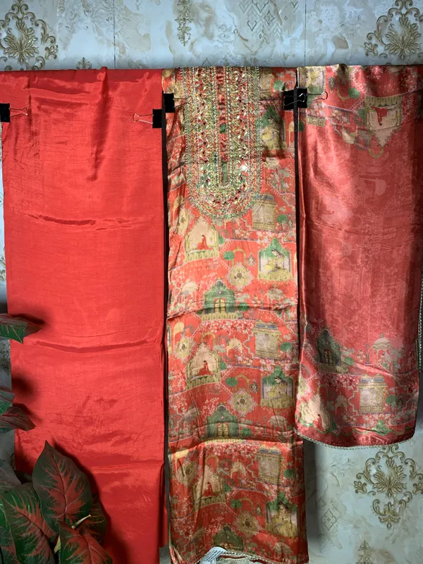 Premium_Gajji_Silk_suit_-_mirror_work_on_neck_and_heavy_zari_