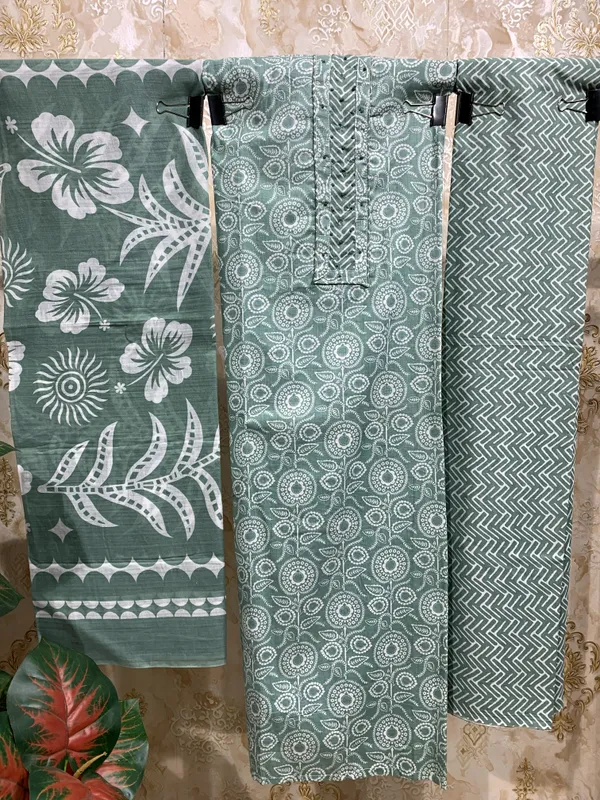 Pure_Cotton_Neck_Mirror_detail_with_pure_mal_dupatta_
