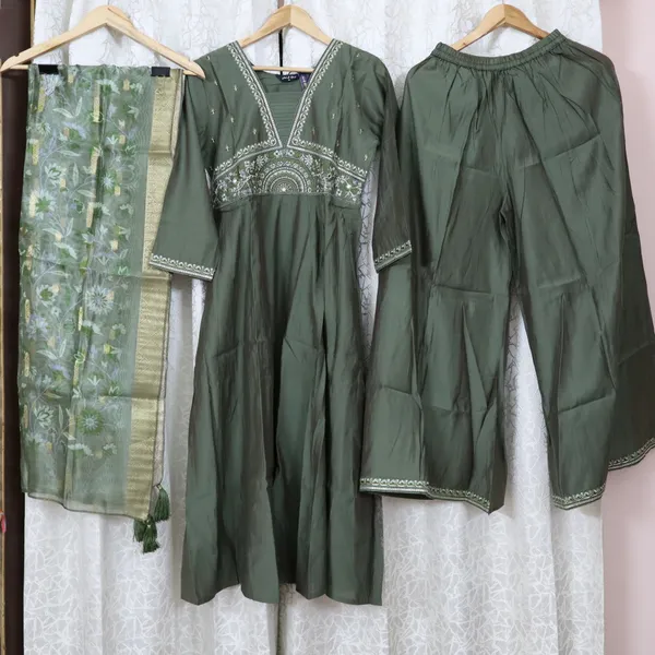 Pure_Cotton_Suit