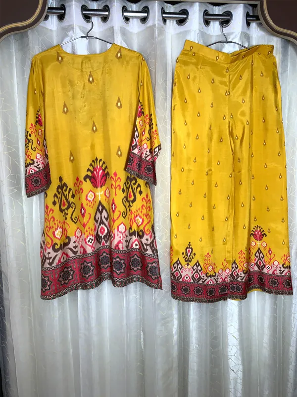 Pure_Crepe_co-ord_set_with_Embellishment_