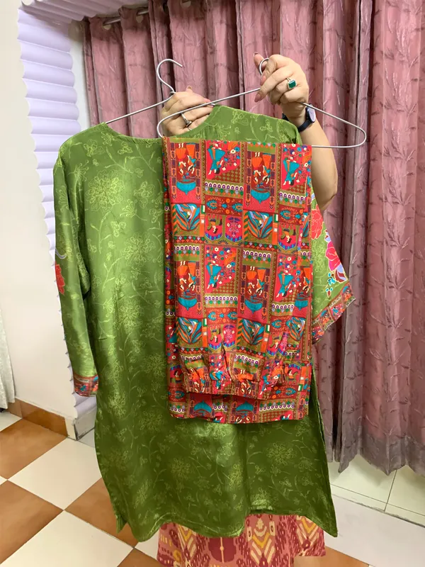 Pure_Crepe_trendy_co-ord_set_with_embroidery_and_pocket_