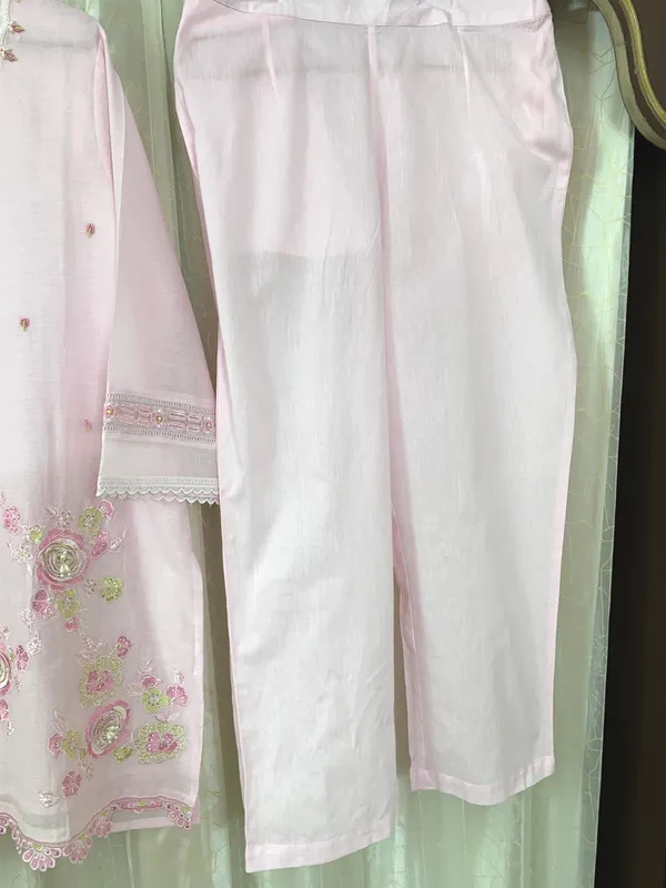 Pure_Mal_Cotton_co-ord_set_with_beautiful_embroidery_&_lining_in_top_&_bottom