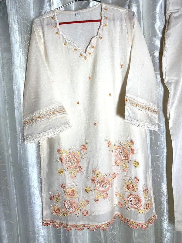 Pure_Mal_cotton_co-ord_set_with_beautiful_embroidery_&_lining_