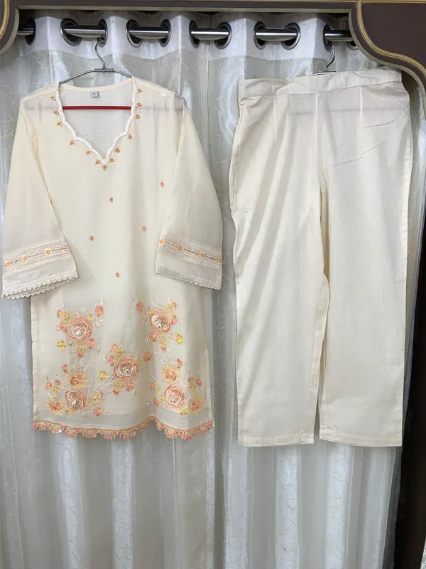 Pure_Mal_cotton_co-ord_set_with_beautiful_embroidery_&_lining_