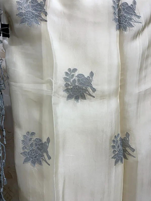 Pure_Organza_shirt_with_applique_work,_pure_organza_dupatta_&_crepe_bottom