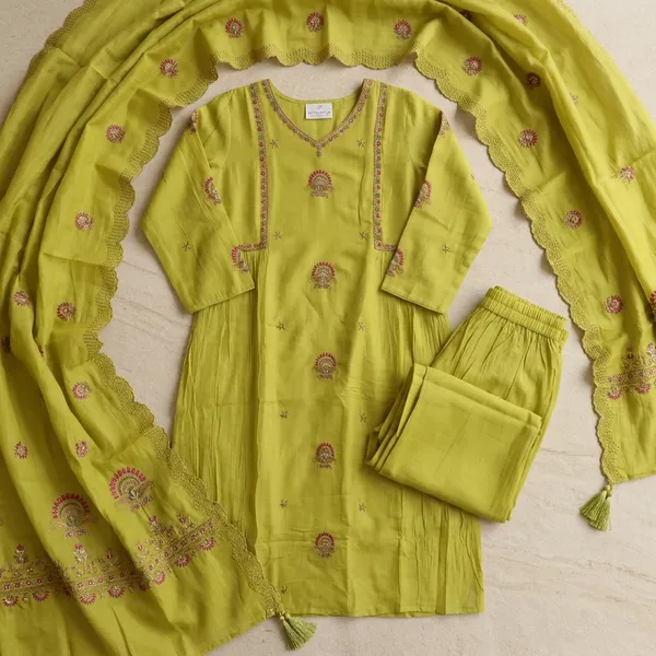 Pure_cotton_3_piece_set_pure_cotton_3_piece_set_with_embroidery_on_neck