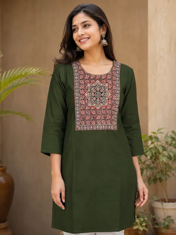 Pure_cotton_kurti_with_unique_embroidery_on_neck_with_mirror_work