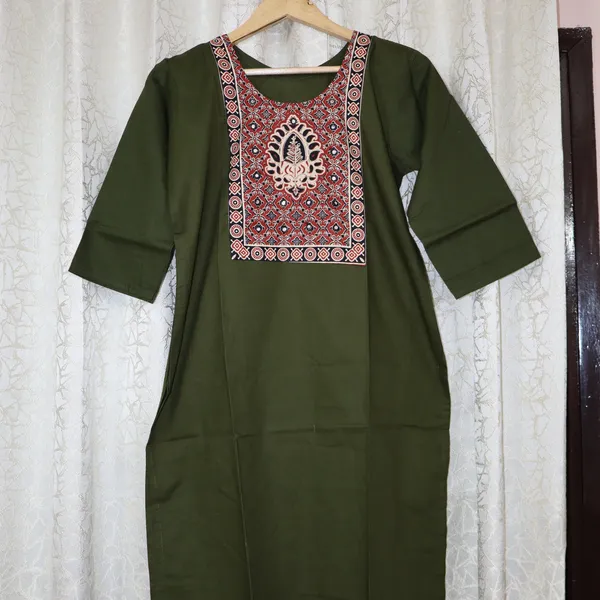 Pure_cotton_kurti_with_unique_embroidery_on_neck_with_mirror_work