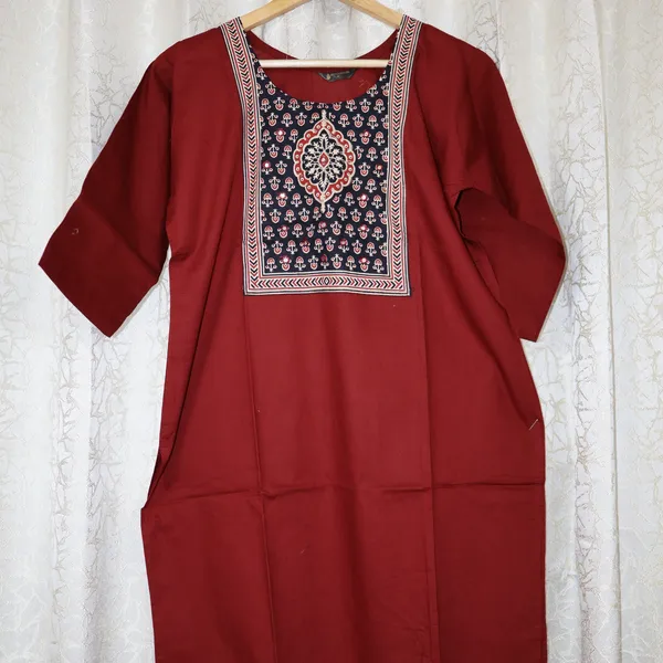 Pure_cotton_kurti_with_unique_embroidery_on_neck_with_mirror_work