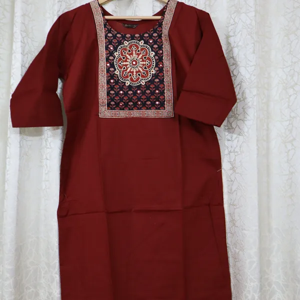 Pure_cotton_kurti_with_unique_embroidery_on_neck_with_mirror_work