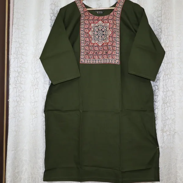 Pure_cotton_kurti_with_unique_embroidery_on_neck_with_mirror_work