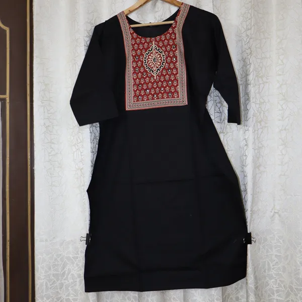 Pure_cotton_kurti_with_unique_embroidery_on_neck_with_mirror_work
