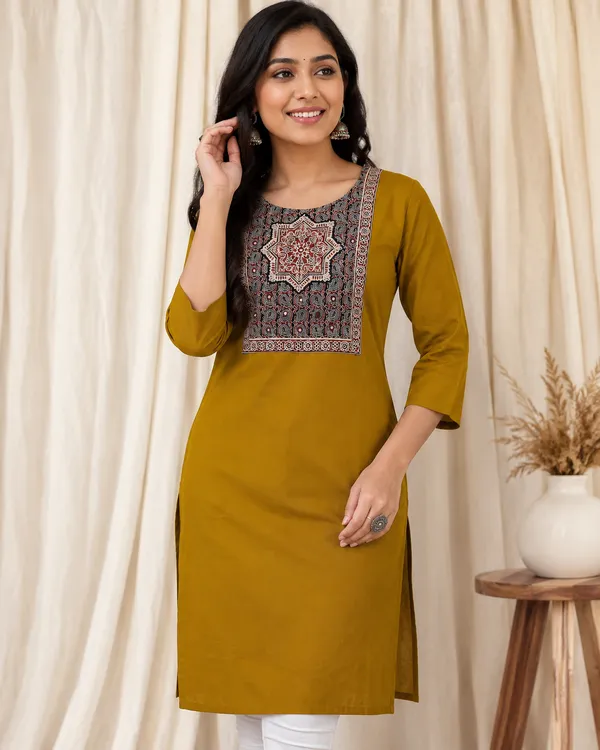 Pure_cotton_kurti_with_unique_embroidery_on_neck_with_mirror_work