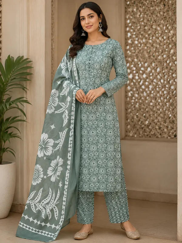 Pure_Cotton_Neck_Mirror_detail_with_pure_mal_dupatta_