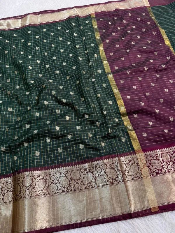 Green_Chanderi_Silk_Checkered_Zari_Border_Saree_For_Women