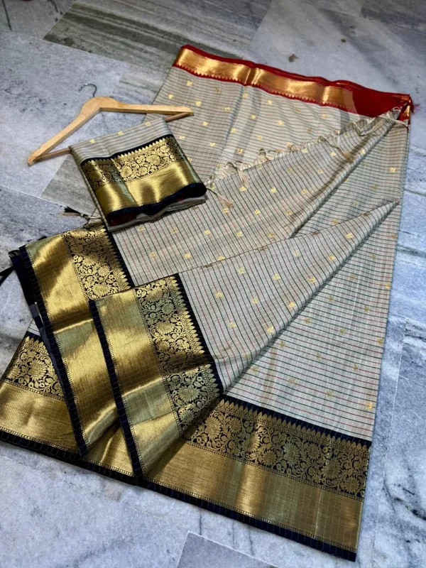 Grey_Silk_Checked_Golden_Zari_Border_Red_Blouse_Saree_For_Women