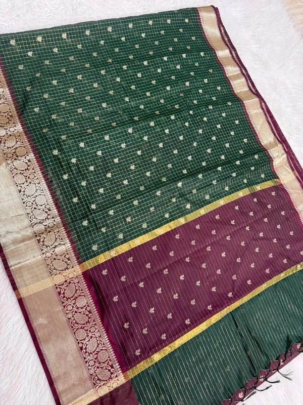Green_Chanderi_Silk_Checkered_Zari_Border_Saree_For_Women