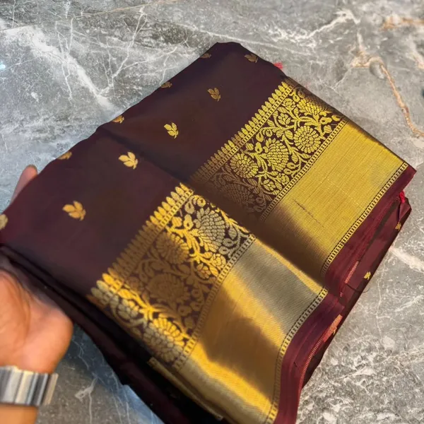 Brown_Silk_Kanchipuram_Golden_Zari_Woven_Saree_For_Women