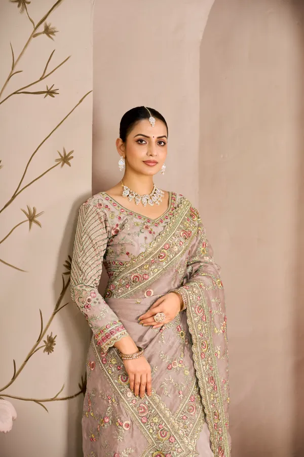 Royal_Begum_Tissue_Silk_Heavy_Work_Saree_For_Women