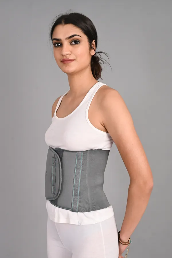 Abdominal_Support_Belt_With_Adjustable_Compression