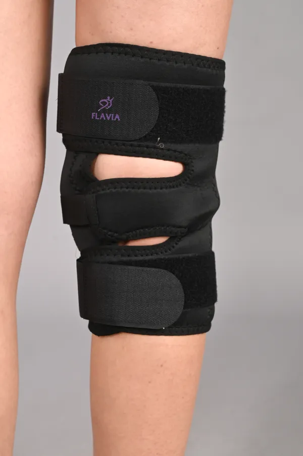 Knee_Support_Brace_With_Adjustable_Straps_Black
