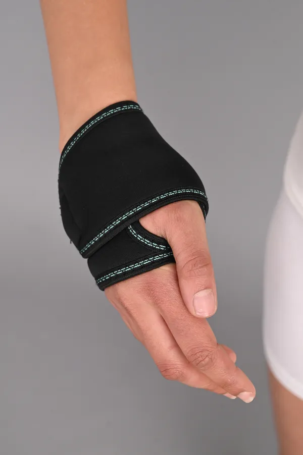 Wrist_Support_Brace_With_Thumb_Stabilizer_Black