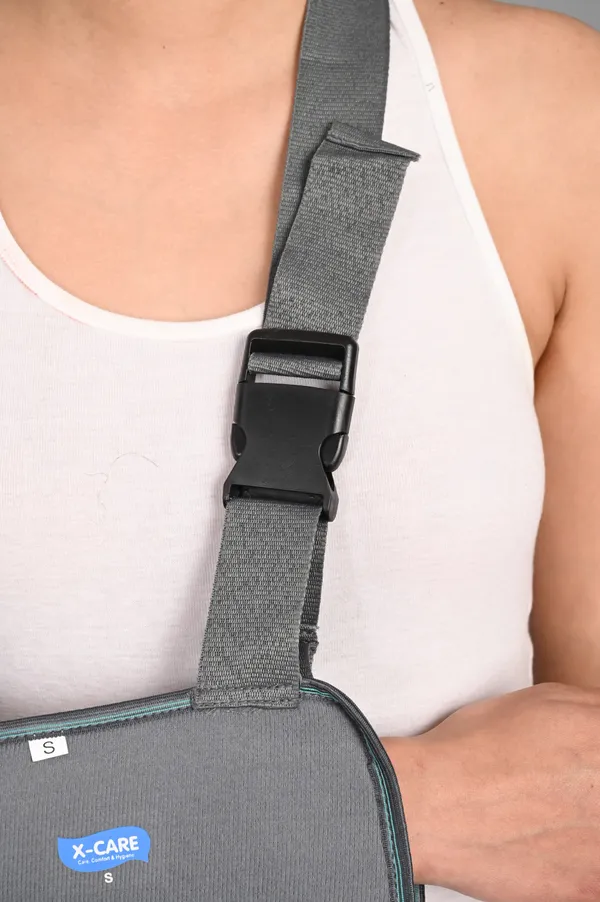 Arm_Sling_Shoulder_Support_Immobilizer_Adjustable_Padded_Strap_For_Injury_Recovery