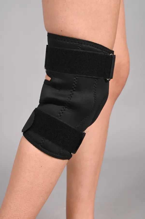Knee_Support_Brace_With_Adjustable_Straps_Black