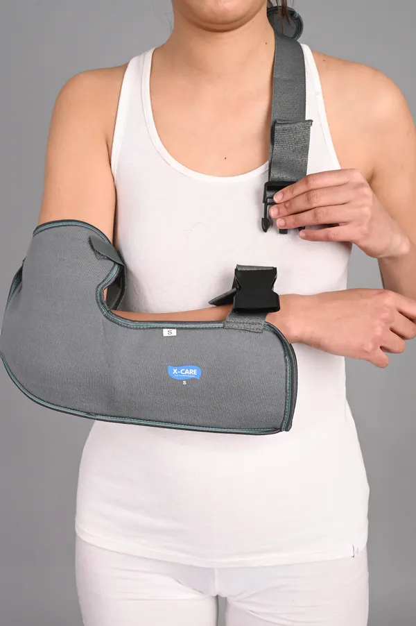 Arm_Sling_Shoulder_Support_Immobilizer_Adjustable_Padded_Strap_For_Injury_Recovery