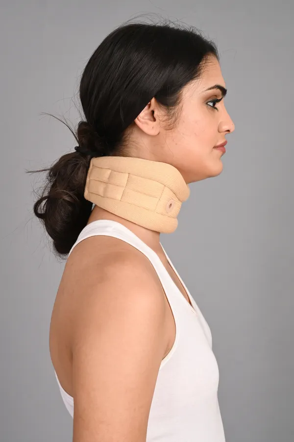 Soft_Foam_Cervical_Collar_Neck_Support_Brace_Adjustable_Medical_Grade_Neck_Immobilizer_For_Pain_Relief_And_Injury_Recovery