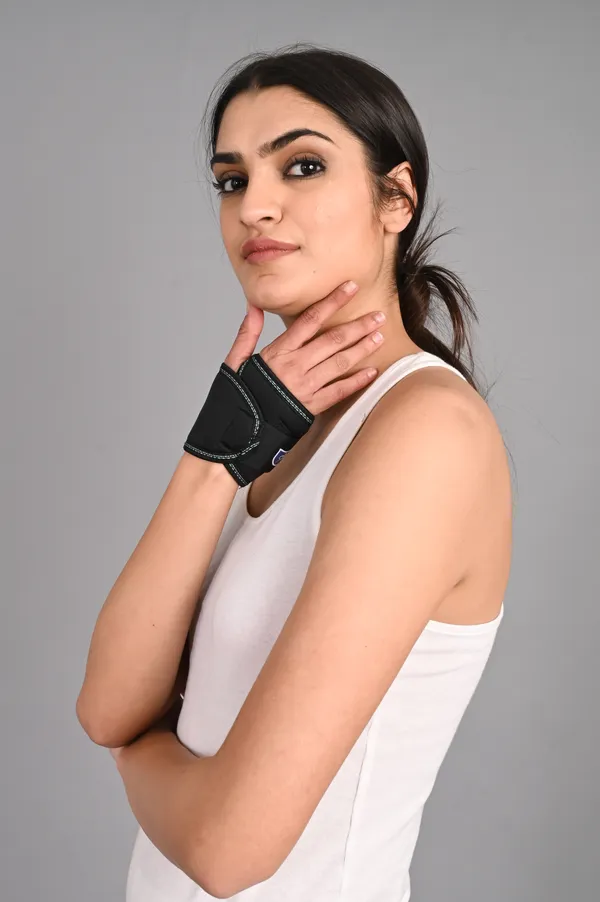 Wrist_Support_Brace_With_Thumb_Stabilizer_Black