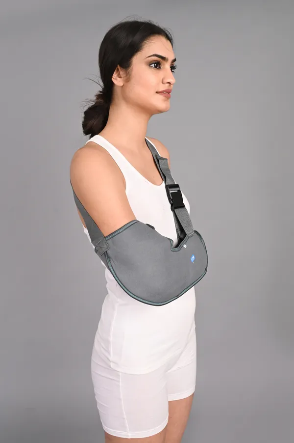Arm_Sling_Shoulder_Support_Immobilizer_Adjustable_Padded_Strap_For_Injury_Recovery