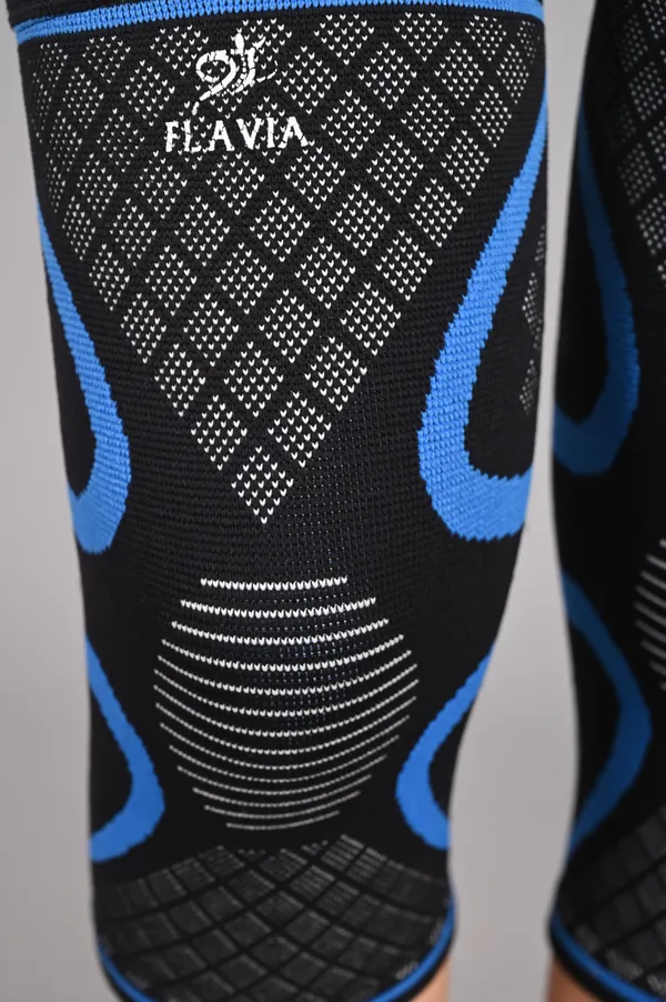 Flavia_Knee_Compression_Support_Sleeves_Pair_Black_And_Blue